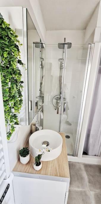 Ferienwohnung New #Boheme Chic# Pied De La Cite #2 Carcassonne Exterior foto