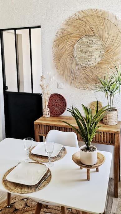 Ferienwohnung New #Boheme Chic# Pied De La Cite #2 Carcassonne Exterior foto